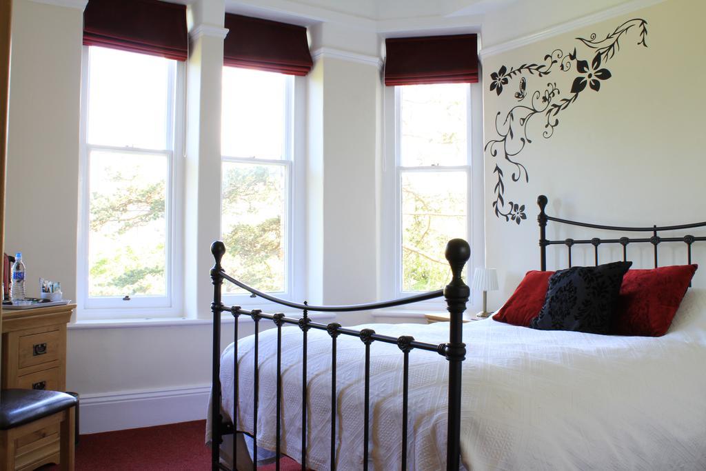 The Woodlands Hotel Ilfracombe Room photo