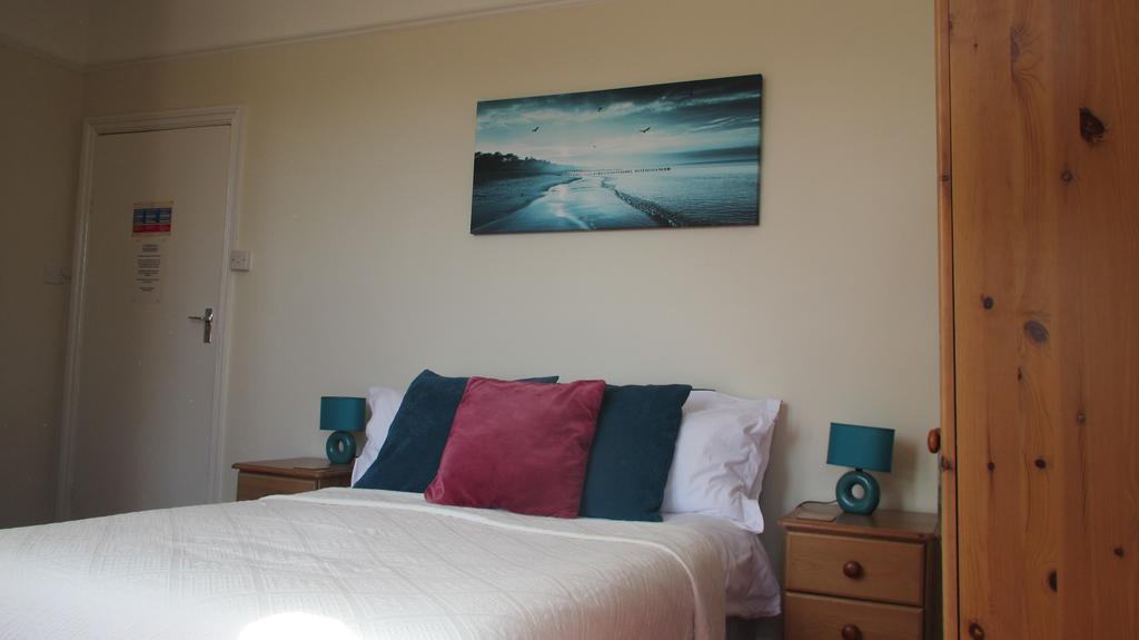 The Woodlands Hotel Ilfracombe Room photo