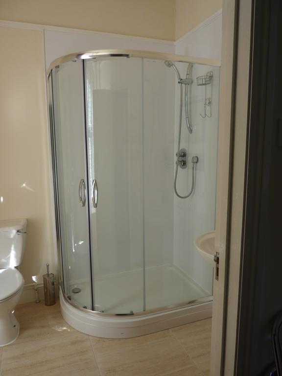 The Woodlands Hotel Ilfracombe Room photo
