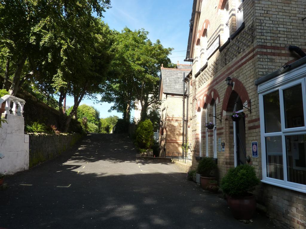The Woodlands Hotel Ilfracombe Exterior photo
